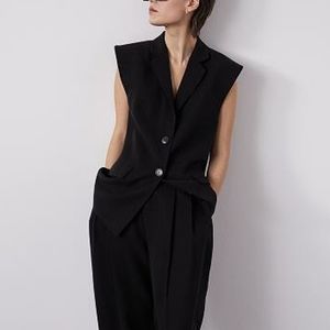 H&M sleeveless jacket